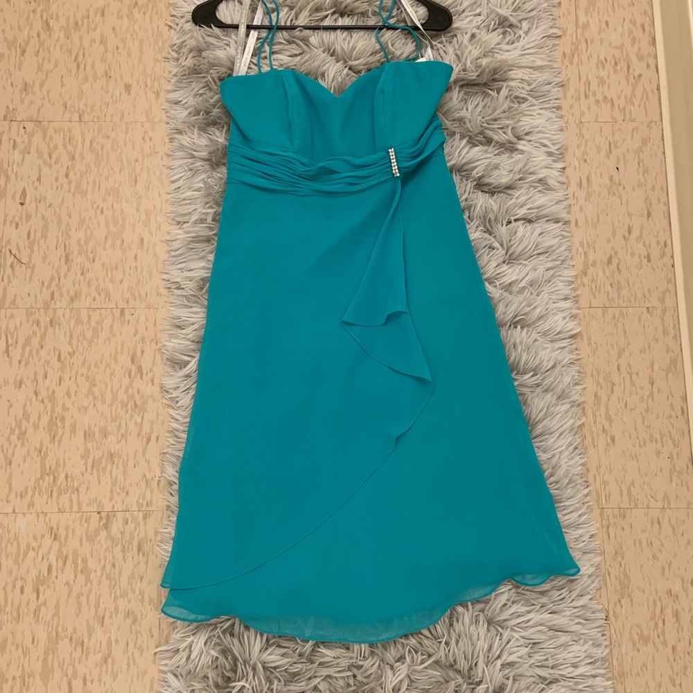 Emerald green formal dress